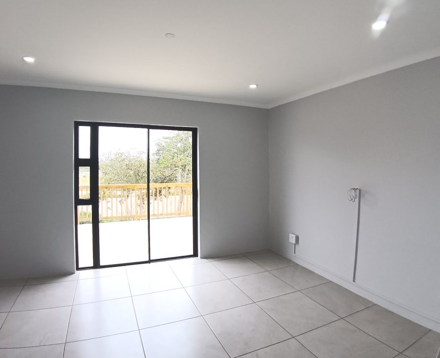 5 Bedroom Property for Sale in Fraaiuitsig Western Cape